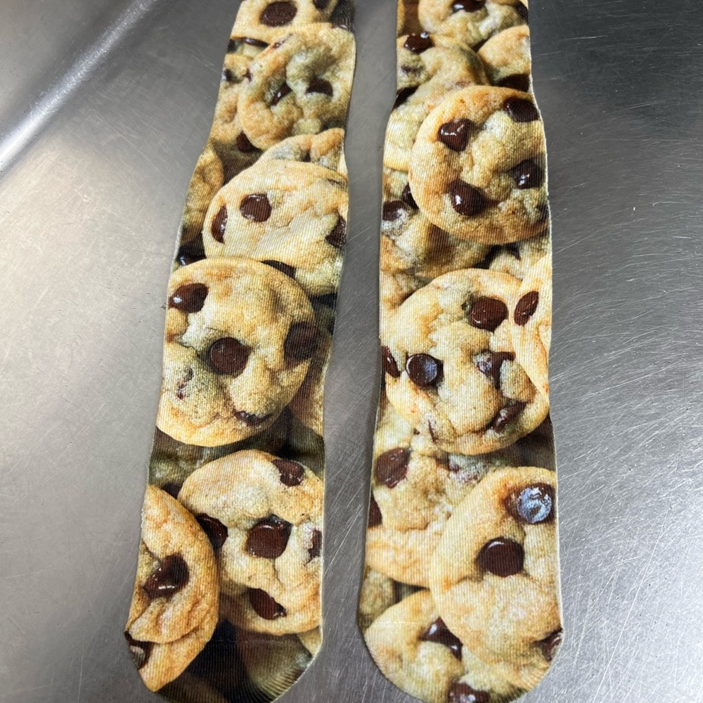 Benefeet Men’s / Boys 3D Chocolate Chip Cookie Socks - NWOT
